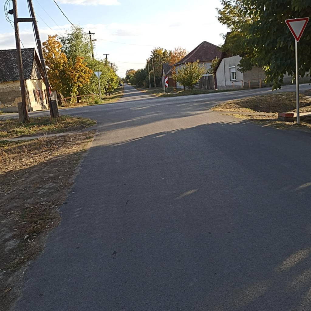 2025 Kiss 06 2025 Kiss 06